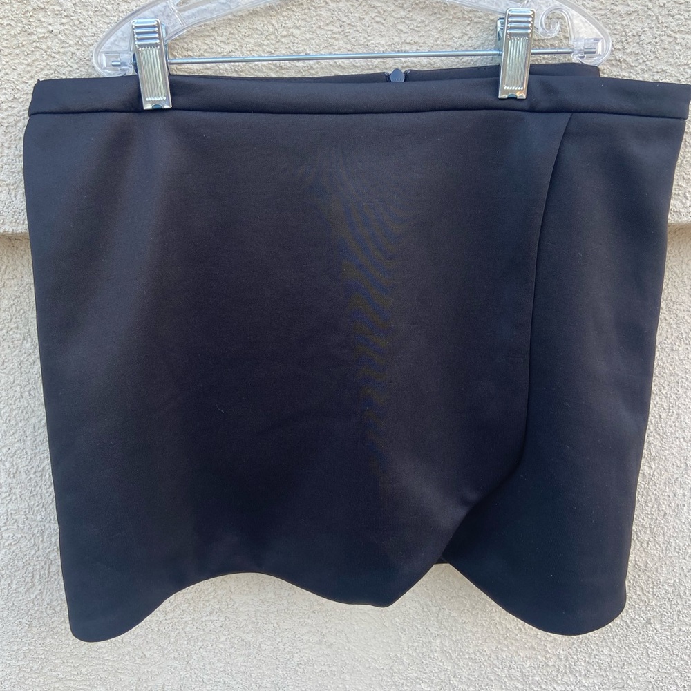 Black Skirt